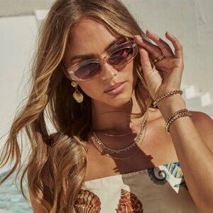 Breslin Cat Eye Sunglasses in Tea | Vici